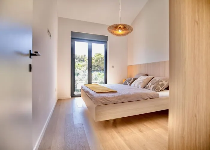 Azure Breeze Artatore