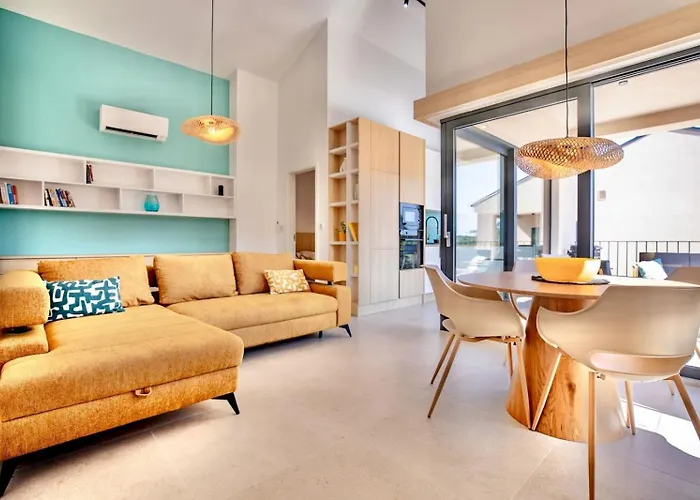 Apartment Azure Breeze Artatore Cunski