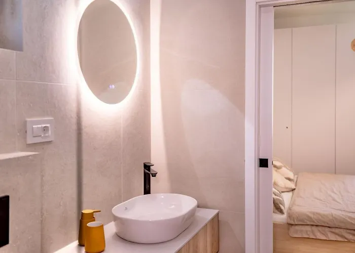 Azure Breeze Artatore * Cunski